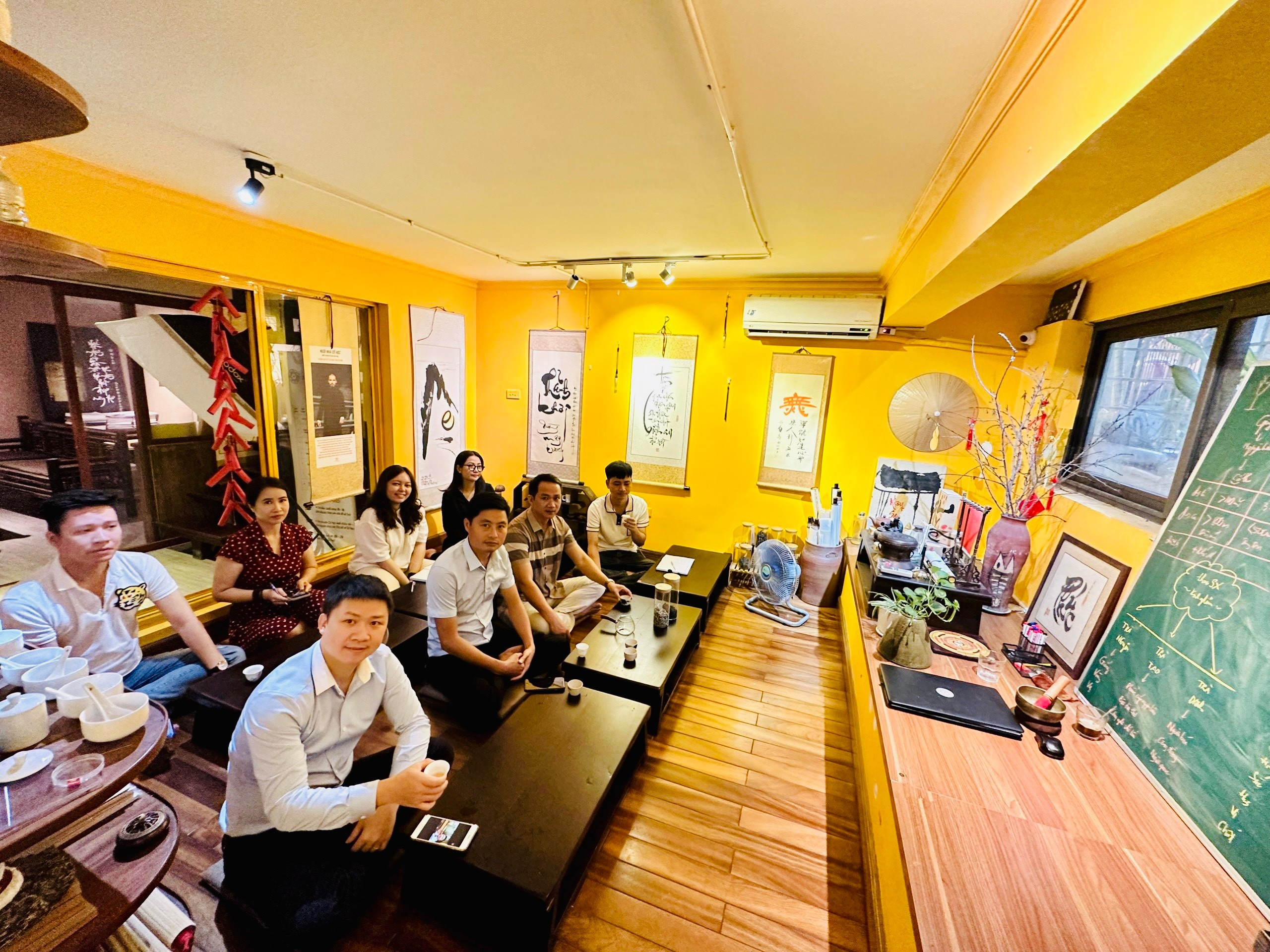 Lớp học Trà Đạo - Xu hướng của tương lai Trà Việt