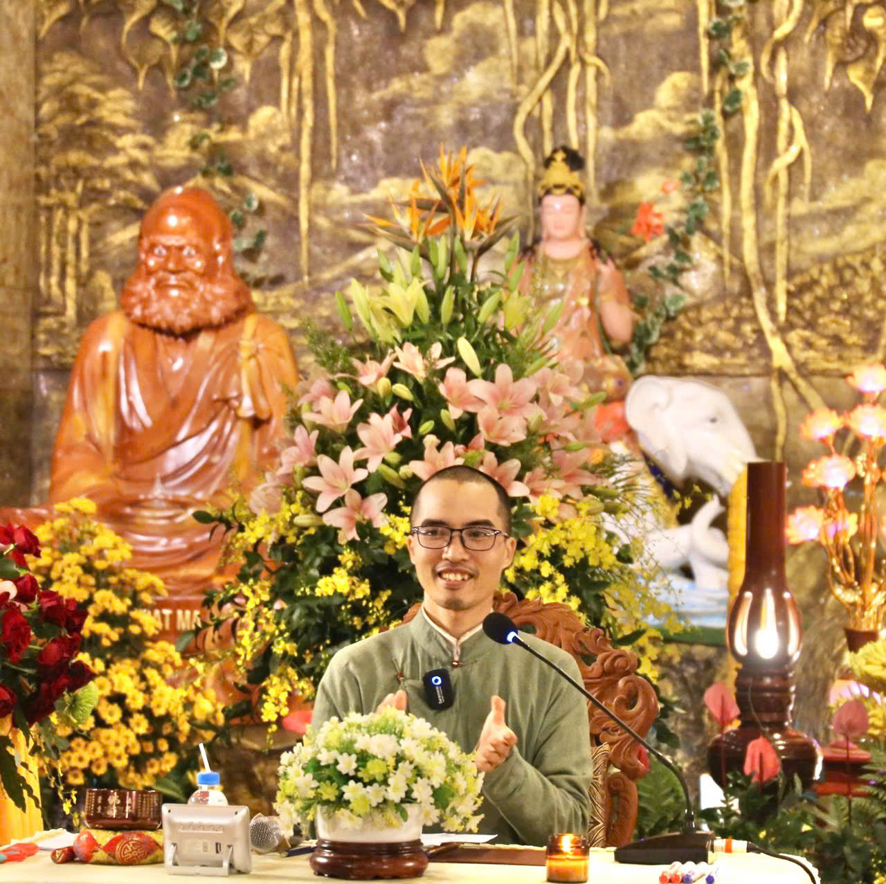 THƯ NGỎ - TRAO TẶNG 350 SUẤT HỌC CHƯƠNG TRÌNH GIÁO DỤC KHAI PHÓNG